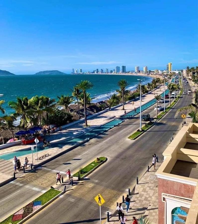Casa Brisa Y Departamentos! A 3 Min La Playa&Malecon Villa Mazatlan Bagian luar foto