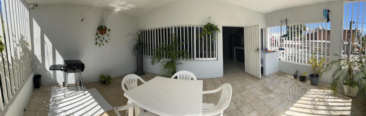 Casa Brisa Y Departamentos! A 3 Min La Playa&Malecon Villa Mazatlan Bagian luar foto